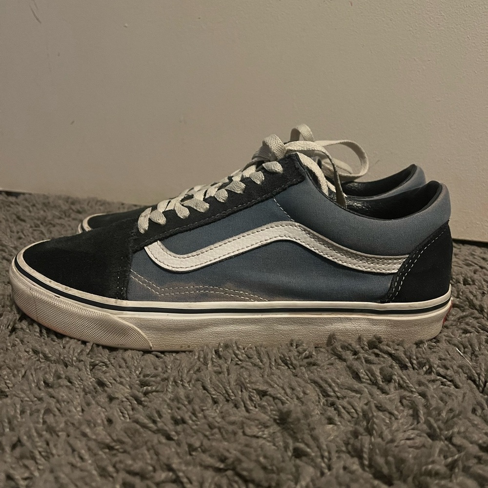 Vans Old Skool Navy - Size 9.5 Mens